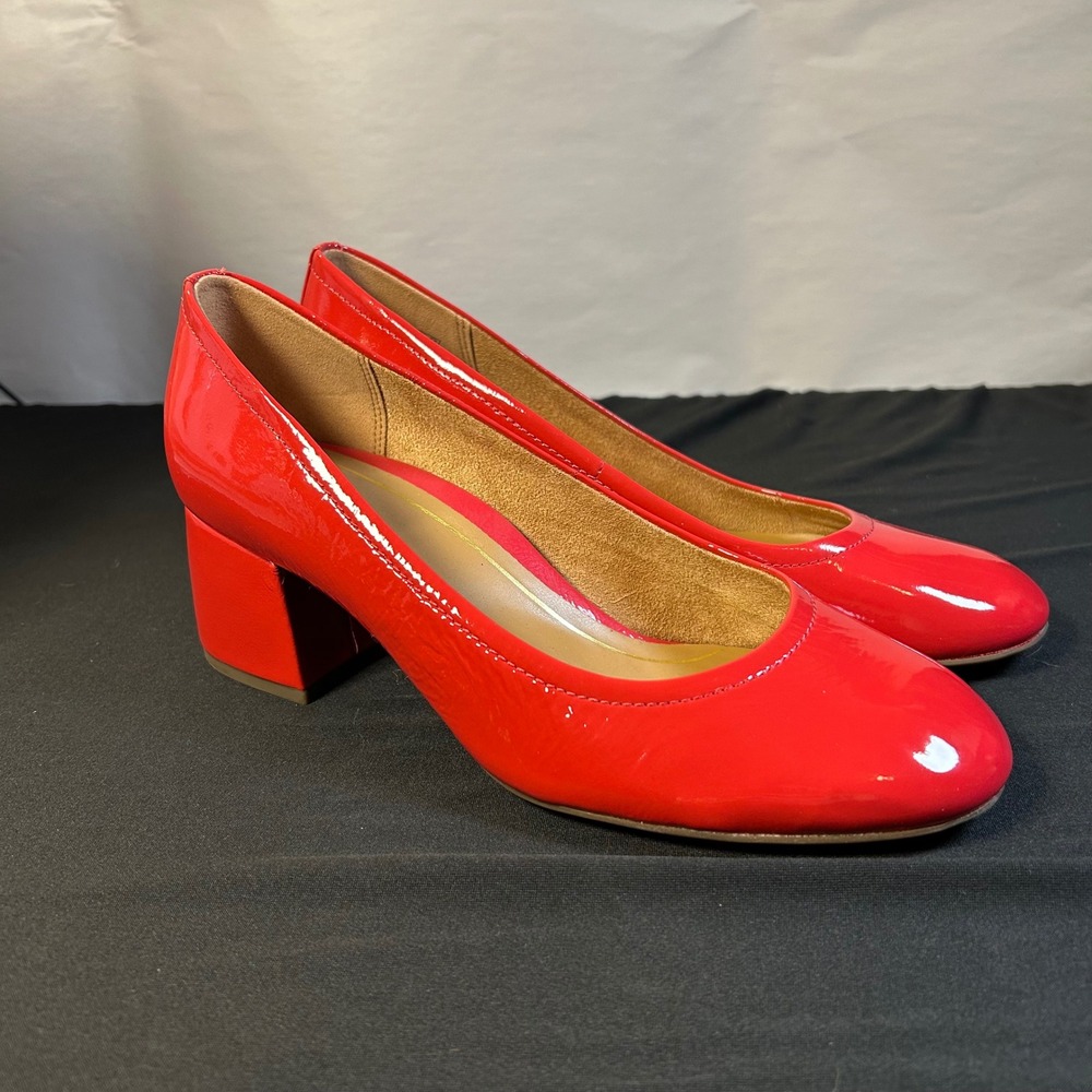 Vionic US 9 EU 40 coral red carmel dress chunky block heel patent leather pumps